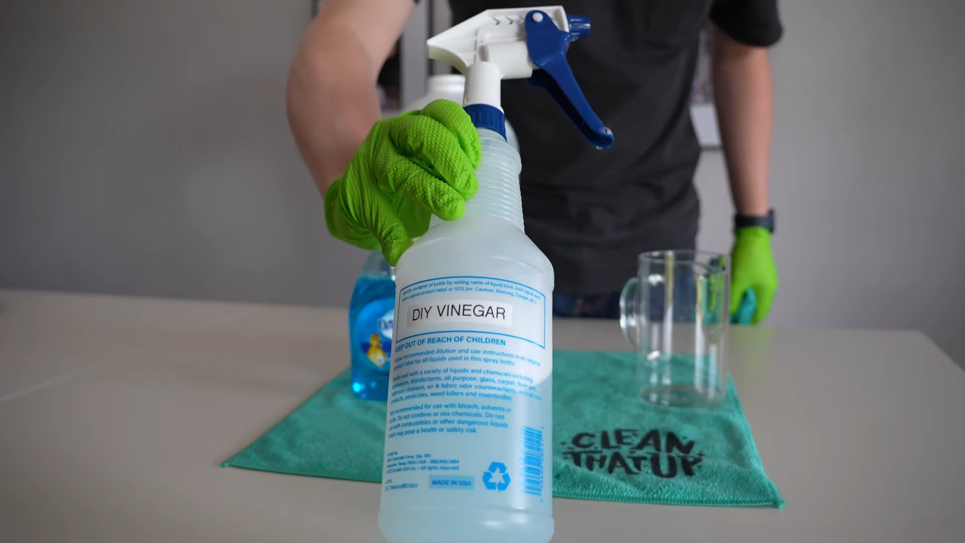 Vinegar DIY Cleaning Recipes
