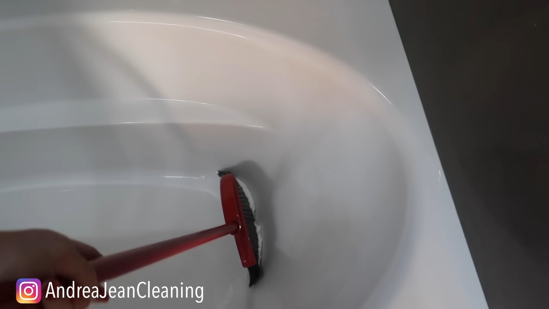 Shaving foam cleaning tricks