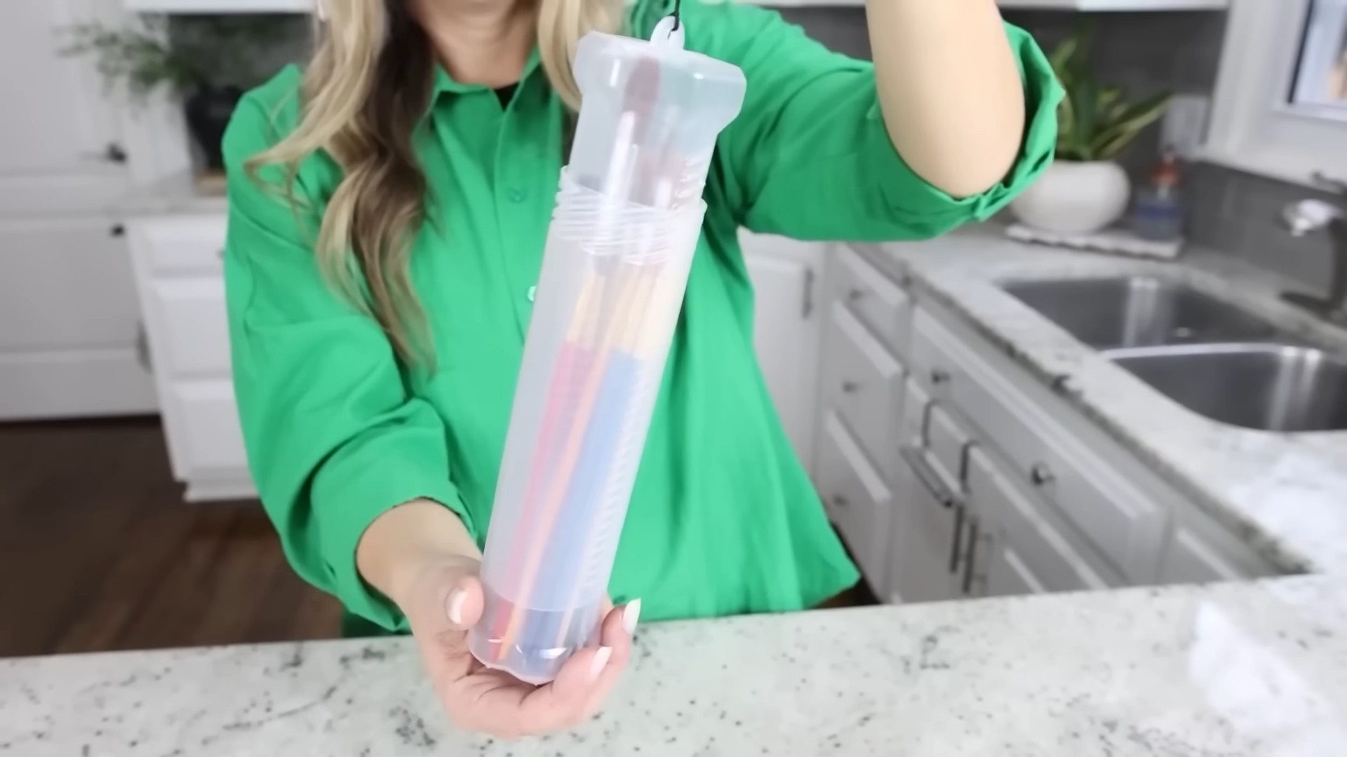 Paint brush organizer DIY